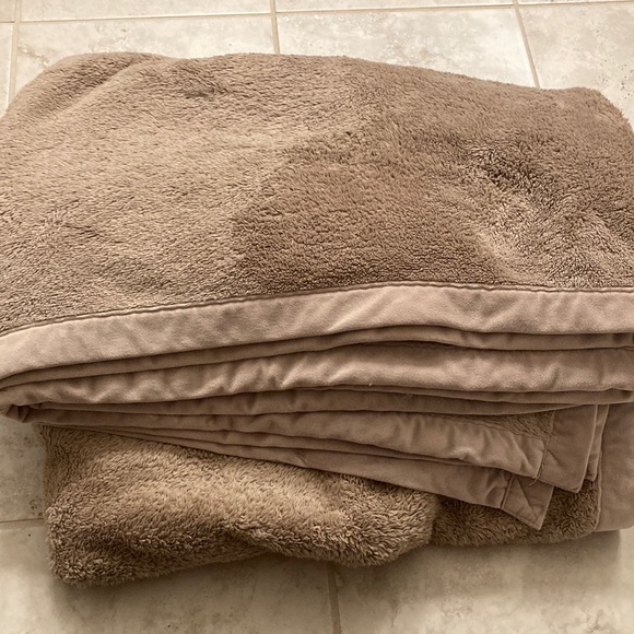 Bedding Taupe Queen Blanket Poshmark